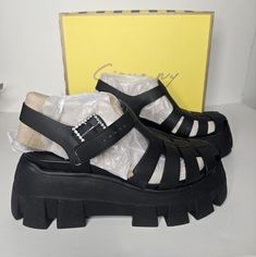 New Eur 38.5 Leather Closed Toe Sandals With Lug Sole, Trendy Sandals With Lug Sole, Black Sandals With Lug Sole For Spring, Black Leather Sandals With Lug Sole, Trendy Black Sandals With Lug Sole, Silver Sandals With Studded Rubber Outsoles And Round Toe, Buckle Sandals, Sam Edelman Shoes, Sam Edelman