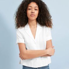 Our Notch Collar Shirt gets a linen update. This short-sleeve shirt has a cool notched collar, boxy shape, and hip-grazing cut. The ultimate warm-weather top. Notch Collar Shirt, Linen Shorts Women, Cap Sleeve Shirt, Linen Short, Notch Collar, Summer Staples, Nice Shorts, Linen Women, Mom Style