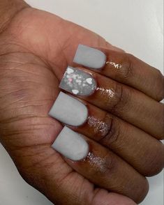 Gray Short Nail Designs, Gray Short Nails Acrylic, Short Acrylic Nails Gray, Gray Nails Ideas Short, Gray Short Nails, Grey Short Nails, Short Gray Nails, Gray Nails Acrylic, Simple Baddie Nails