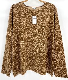 J.Jill ~ XL may fit XXL ~ NEW Leopard-Print Pullover ~ NWT COLOR: Wheat Heather Blurred Animal  STYLE NO: 173121  Size: XL may fit XXL Bust: 51" Hemline: 53 1/2" Long: 27" NEW with TAG! Perfect NEW condition, FIRST quality, NEVER worn! Last One! $79.99 Final sell! Comes from a clean, smoke free home!Animal print is the new neutral, and it adds extra character to this versatile cotton-rich sweater.  Crew neckline.  Relaxed fit with dropped shoulders.  Long sleeves  70% cotton, 15% nylon and 15% v Oversized Printed Top For Winter, Patterned Relaxed Fit Top For Fall, Fall Patterned Relaxed Fit Tops, Relaxed Fit Patterned Tops For Fall, Relaxed Fit Printed Winter Tops, Winter Tops With Relaxed Fit And Printed Details, Winter Printed Tops With Relaxed Fit, Winter Stretch Printed Top, Printed Tops For Loungewear In Fall