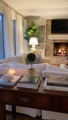 L Couch Living Room Layout, Lunden And Olivia Home, Cozy Southern Home, Southern Lane, Decorate Ideas, Cottage Decorating, Nancy Meyers, Cozy Evening, Fairy Cottage