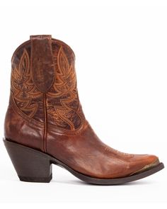 Pointed Toe Cowboy Boots, Cowgirl Ankle Boots, Western Aesthetics, Leather Cowgirl Boots, Western Women, Western Booties, Western Cowgirl, Nike Shoes Women, Cold Weather Accessories