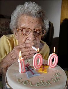 Funny Old People, 밈 유머, Funny Happy Birthday, 웃긴 사진, Old Woman, Funny Happy, Birthday Pictures, صور مضحكة