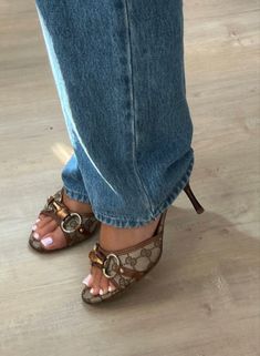 Dr Shoes, Mode Zara, Denim On Denim, Vintage Heels, Girly Shoes, Shoe Inspo, Aesthetic Shoes, Swag Shoes