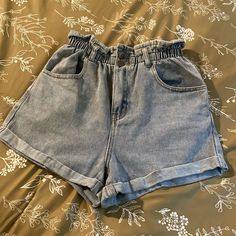 High Waisted Mom Shorts Size Small Never Worn Long Shorts Aesthetic, High Waisted Mom Shorts, Mom Shorts, High Waisted, Size Small, Womens Shorts, Women Shopping, Blue, Color