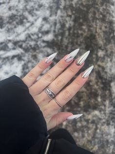 Franche Nails, Diy Beach Nails, Nail Art Simple, Beach Nail Art, Beach Nail, Minimal Nails Art, January Nails, Diy Beach, Goth Nails