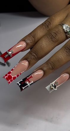 Freestyle Sets Nails, French Freestyle Nails, 20 Birthday Nails Acrylic, Mariah The Scientist Nails, Red Birthday Acrylic Nails, Freestyle Set Nails, Red Freestyle Acrylic Nails, Square Acrylic Nails Chrome Heart, Black White Red Nails