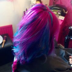 Pink Hair Blue Highlights, Hot Pink And Blue Hair, Hot Pink And Purple Hair, Blue And Pink Hair Ideas, Blue Hair Alternative, Pink And Blue Hair Ideas, Pink Purple Blue Hair, Blue Tips Hair, Pink And Blue Hair