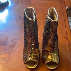 New .Never Been Worn. Gold Sequin Heel By Shoe Republic. Size 9. Gold Sequined Evening Heels, Holiday Sequin Heels, Sequin Heels, Gold Heels, Gold Sequin, Shoes Women Heels, Sequin, Shoes Heels, Womens Sizes