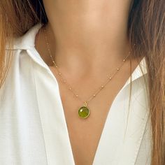 ✔️Raw Peridot Necklace in a Satellite Chain ✔️ You will love this bright green color of nature High-Quality 925 Sterling Silver * Finish 24K Gold  This Peridot  Necklace is great for wearing alone or layered with other stacking necklaces. It is the perfect birthday gift for your girlfriend, sister, bridesmaids, or even yourself! Handmade in Greece.   You can get it within 2-5 business with EXPRESS shipping. Just upgrade at check out     >>Satellite Chain SIZE Available options in lengths of   14 Stacking Necklaces, Raw Peridot, Peridot Crystal, Peridot Necklace, Stacked Necklaces, Chain Extenders, Gifts For Your Girlfriend, Perfect Birthday, Bright Green