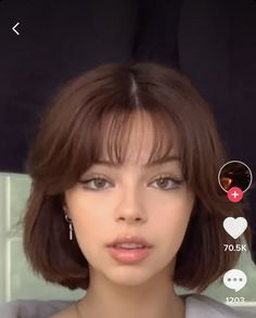 Wispy Bangs Round Face, Short Hair Goals, Bangs Round Face, Layered Bob With Bangs, Bangs For Round Face, How To Cut Bangs, Short Bangs, Chin Length Hair, Bob With Bangs