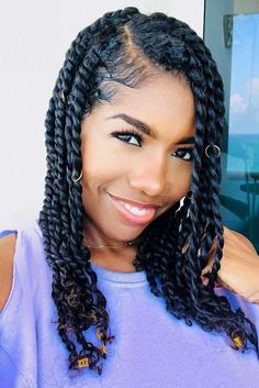 Are short Senegalese twist braids heavy? It depends on the length and how much hair you use. When installing SHORT-to-MEDIUM length Senegalese twists, they will not be heavy. See... Senegalese Twist Hairstyles Short, Twist Hairstyles Short, Short Senegalese Twist, Senegal Twist, Hairstyles Short Bob, Senegalese Twist Braids, Senegalese Twist Hairstyles, Natural Hair Twists