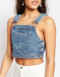 Denim Crop Top Outfit, Diy Denim Top, Overall Top, White Shorts Outfit, Denim Dungaree, Smart Casual Dress, Stylish Crop Top, Denim Inspiration, Diy Vetement