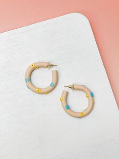 1.50" Hoop Lead Compliant & Nickel Free Trendy Circle Earrings For Spring, Handmade Beige Jewelry For Spring, Trendy Beige Jewelry For Spring, Trendy Spring Hoop Earrings, Spring Flower Hoop Earrings, Trendy Small Hoop Earrings For Spring, Spring Hoop Earrings For Everyday, Spring Hoop Jewelry For Everyday Wear, Spring Hoop Jewelry For Everyday