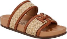 Chic Brown Woven Sandals, Spring Brown Woven Sandals, Spring Woven Brown Sandals, Brown Woven Sandals For Spring, Brown Woven Straw Sandals, Brown Intrecciato Weave Sandals For Beach, Brown Flat Woven Sandals, Brown Woven Flat Sandals, Casual Intrecciato Weave Open Toe Sandals