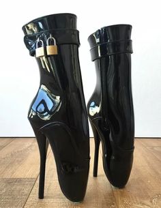 Material: synthetic pu faux leather (100% vegan-friendly)Upper color: patent black or custom color (please advice swatch #)   - lockable extreme heel boots- 4 real lockable straps (keys are required to take the boots on/off)- each individual padlock comes with 3 keys (total of 4 locks & 12 keys)- side zip on the inner side- seller is not responsible for injury caused by wearing the shoes. Goth Pinup, Ballet Boots, High Heels Classy, Ballet Heels, Extreme High Heels, Patent Boots, Prom Heels, Heels Classy, Platform High Heels