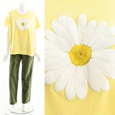 "- vintage 2000's y2k giant puffy daisy tee - light yellow Daisy printed tee shirt Label: PFI Tag Size: XL Fits like: Medium-Large Material: Cotton Condition: Excellent Clipped on Mannequin: No ✂ SIZE + FIT ✂ Length: 26\" / 66 cm Shoulders, seam to seam: 17\" / 43 cm Sleeve Length: 7\" / 18 cm Bust: 44\" / 112 cm Waist: 44\" / 112 cm All measurements are taken with garment lying flat. ALWAYS refer to measurements as vintage sizes run can vary greatly from today's modern sizes. We recommend compa Giant Daisy, Dress Form Mannequin, Shirt Label, Yellow Tees, Yellow Daisy, Tee Shirt Print, Belt Accessories, Flower Shirt, Daisy Print