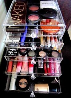 Amazing make up storage system! So many options on this site Makeup Drawer, College Organization, 2019 Makeup, Makeup Box