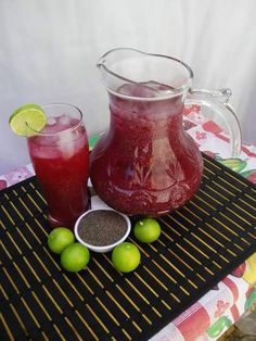 Fresco de Chan o Chia - Recetas Salvadoreñas Delicious Drink Recipes, Healthy Juice Recipes, Healthy Ingredients, Juice Recipes, Healthy Juices, Healthy Ingredient