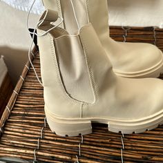 Questions? Leave A Comment Below! Casual Forever 21 Boots For Spring, Chic Forever 21 Spring Boots, Casual Fall Boots By Forever 21, Casual Boots By Forever 21, Heeled Combat Boots, Platform Chelsea Boots, White Booties, Platform Wedge Heels, Suede Chelsea Boots