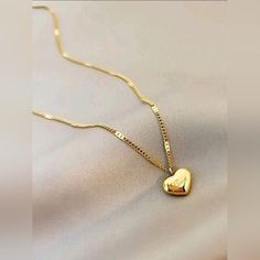 Beautiful Petite Minimalist Gold Staineless Steel Chain Necklace And Heart Pendant. Love This Chain! Everyday Metal Heart Pendant Charm Necklace, Everyday Metal Charm Necklace With Heart Pendant, Everyday Heart Pendant Necklace With Chain, Everyday Heart Necklace With Chain, Everyday Metal Heart Pendant Chain Necklace, Heart Shaped Stainless Steel Clavicle Chain Necklace, Stainless Steel Heart Necklace For Everyday, Stainless Steel Heart Chain Necklace, Everyday Heart Shaped Stainless Steel Necklace