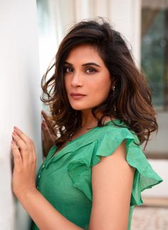 Actress Richa Chadha Richa Chadha, Comedy Films, Be Different, Best Actress, On Set, Get Back, One Shoulder Blouse