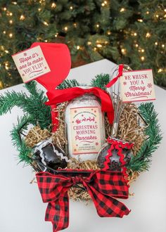 christmas morning pancakes gift idea with free printables