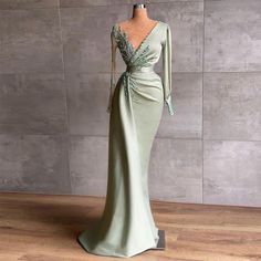 Formal Party Dresses, Evening Dress Beaded, Soiree Dress, Satin Evening Dresses, Braut Make-up, Ball Gowns Evening, Long Evening Gowns, فستان سهرة, Formal Party Dress