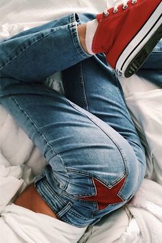 #starjeans # stolkholm #style#2032 #stockholmjeans #starsonjeans Looks Hippie, Cooler Look, Stockholm Fashion, Star Jeans, Red Star, Mode Inspiration, Boho Clothing, Outfits Casuales, Latest Fashion For Women