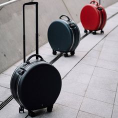 Round Suitcase, Round Luggage, Luggage Ideas, Hang Bag, Best Luggage, Hanging Bag, Kimono Fashion, Luxury Items, Travel Luggage