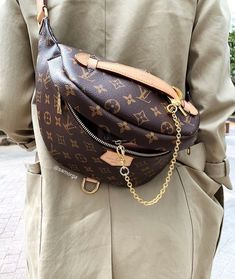 Bum Bag Louis Vuitton, Louis Vuitton Fanny Pack, Bumbag Louis Vuitton, Louis Vuitton Bum Bag, Louis Vuitton Bumbag, Lv Bumbag, Pretty Tote Bags, Bag Louis Vuitton