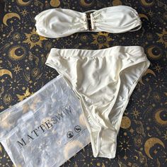 Strapless Bikini Off White With Gold Accent. Brand New!!! Size M Top And Bottom Luxury Beach Bustier Intimates, Micro-elastic White Brief Swimwear, Gold Accent, Womens Swim, Womens Sizes, Brand New, Off White, Women Shopping, Gold