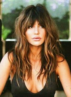 Perfect-Hairstyles-for-Different-Face-Shapes | Heart Face Shape Hairstyles Modern Shag Haircut, Brunette Ombre, Face Shape Hairstyles, Long Hair With Bangs, Haircuts For Long Hair, Long Wavy Hair, Hair Color Trends, Great Hair, Messy Hairstyles