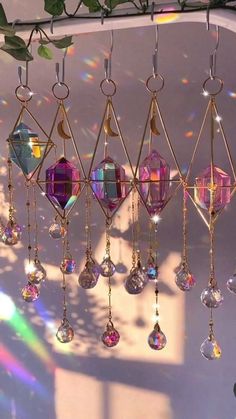 Home décorsuncatcher crystal gemstone -suncatcher dreamcatcher Aesthetic Decoration, Eksterior Modern, Crystal Aesthetic, Crystal Suncatcher, Rainbow Maker, Crystal Prisms, Crystal Decor, Cute Room Decor