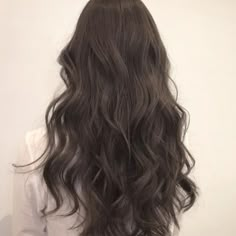 Korean S Perm Waves, Asian Long Wavy Hair, Plain Curl Perm, Long Wavy Hair Inspiration, Long Waves Haircut, Asian Curled Hair, Perm Ideas For Long Hair, Soft Wavy Perm, Soft Perm For Long Hair