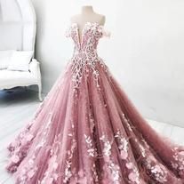 lovingdress on Storenvy Floral Evening Gown, Lace Long Prom Dress, Vestidos Retro, Pink Ball Gown, Robes Vintage, Lace Evening Gowns, 파티 드레스, Beautiful Prom Dresses, Beauty Dress