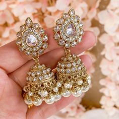 Small Antique Gold plated and clear zircon crystal Earrings Approximately 2 inch length including drops. Ready to ship Worldwide with gift boxing! Small Jhumka Earrings, Small Jhumka, Indian Wedding Jewelry Sets, Perhiasan India, Fashion Everyday, Fancy Jewellery Designs, Indian Jewelry Sets, Indian Wedding Jewelry, Jewelry Design Earrings