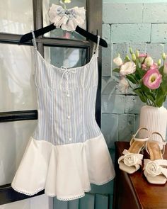 Alternative Outfits, Lookbook Outfits, Fashion Sewing, Preppy Style, Pretty Dresses, Fashion Magazine, Diy Clothes