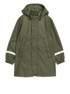 Waterproof Long Sleeve Raincoat For Rainy Season, Waterproof Raincoat For Rainy Season, Functional Hooded Raincoat For Rainy Season, Functional Raincoat For Spring Rainy Weather, Functional Waterproof Raincoat For Rainy Season, Functional Spring Raincoat For Rainy Weather, Solid Waterproof Raincoat, Waterproof Fabric Windbreaker For Rainy Season, Weatherproof Green Parka For Rainy Weather