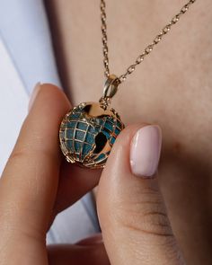 For the wanderers, dreamers, and explorers – our Gold World Map Pendant with a Sea Glass inside is an ideal gift for those who live for new horizons and discovering the unknown. 🌟✈️ 🌟 Gift the world to someone special — or treat yourself to a reminder of endless possibilities. 🌟 We offer free shipping worldwide for all our jewelry😉 #goldjewellery #uniquejewelry #goldglobe #goldnecklace #goldpendant #giftfortraveler #travelgift #travel #travelblogger #worldexplorer #wanderlust #traveler