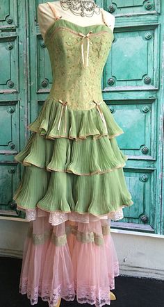 Details： Product :gh2931 Fabric：tulle Color：as picture,Custom color Back Details:zipper Pink And Green Fairycore Outfits, Pink And Green Aesthetic Outfits, Layered Prom Dress, Prom Dress Lace, Lace Party Dresses, Formal Party Dress, Prom Dresses Lace, Mode Inspo, Formal Party