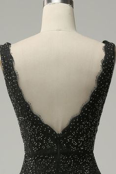 Black V-neck Evening Dress, Glamorous Black V-neck Dress, Glamorous Black V-neck Evening Dress, Black Sequined V-neck Evening Dress, Black V-neck Evening Dress With Sequins, Black Dress With Sweep Train For Party Season, Glamorous V-neck Dress With Sweep Train, Black V-neck Evening Dress For Night Out, V-neck Evening Dress With Fitted Bodice For Party Season