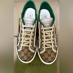 Size 10.5 Gucci Sneakers. All Tags, Sneaker Bags And Extra Laces. Shoes Gucci, Gucci Sneakers, Low Top Sneakers, Gucci Shoes, Gucci Men, Mens Shoes Sneakers, Low Top, Top Sneakers, Men's Shoes