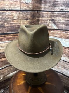 this hat is a auction hat, fixed by our shop. Western Style Panama Hat With Flat Bill For Outdoor, Rodeo Hats With Braided Short Brim, Rodeo Braided Hat With Short Brim, Braided Short Brim Hat For Rodeo, Western Fedora With Braided Flat Brim, Braided Western Fedora Hats, Western Braided Fedora Hats, Braided Western Hat Bands, Western Braided Hat Band With Flat Brim