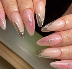 nails nailart coquette coquettenails pink pinkaesthetic girly dollette fyp aestheticluxuryoutfitsoutfitinspo strawberrybowprettynails Nail Shimmer Design, Sweetheart Nails, Fairy Nail Art, Paznokcie Hello Kitty, Kutek Disney, Nagel Tips, Makijaż Smokey Eye, Pink And Silver