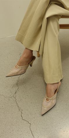 PLEASE NOTE THIS ITEM IS FINAL SALE Expertly crafted by Reike Nen, the Gib Slingbacks Beige provide a sophisticated touch to any outfit. These slingback heels feature a beige mesh body with leather piping detail and a pointed toe, offering both elegance and comfort. Step up your style game with these timeless and versatile shoes. Details: Color: Beige 100% Polyester and Sheep Leather Slingback style Pointed toe Vendor Code: RP1-SH011-BG Fits true to size; Italian sizing Resort 2024, Corporate Fashion, Versatile Shoes, Slingback Heels, Sheep Leather, Slingbacks, Slingback Heel, 2024 Collection, Sophisticated Style