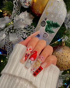 3d Christmas Nails, Hoilday Nails, Trend Prediction, Classy Nail Art Ideas, Fake Nails Designs, December Nails, Nail Trend, Colored Acrylic Nails, Glow Nails