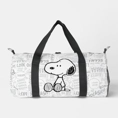 This Peanuts artwork features Snoopy sitting on background of black and white Charles M. Schulz comic strips. Snoopy Sitting, Weekender Bag Pattern, Black And White Comics, Travel Bag Essentials, Bag Aesthetic, Bags Aesthetic, Cute Tote Bags, Gym Style, Peanuts Snoopy