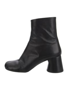 Khaite Leather Ankle BootsBlackRound-ToesConcealed Zip Closure at SidesIncludes BoxUnfortunately, due to restrictions, this item may not be eligible for shipping in all areas. Kensie Khai Boots, Boot Shoes Women, Leather Boots, Shoe Boots, Women Shoes, Boots, Leather, Black