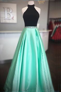 Green Long Prom Dress, Open Back Prom Dress, Back Prom Dress, Fashionable Dresses, Dress Homecoming, Cute Prom Dresses, Grad Dresses